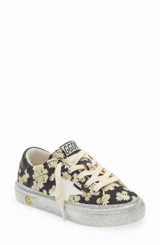 Kids' May Low Top Sneaker In Black/ White Daisies