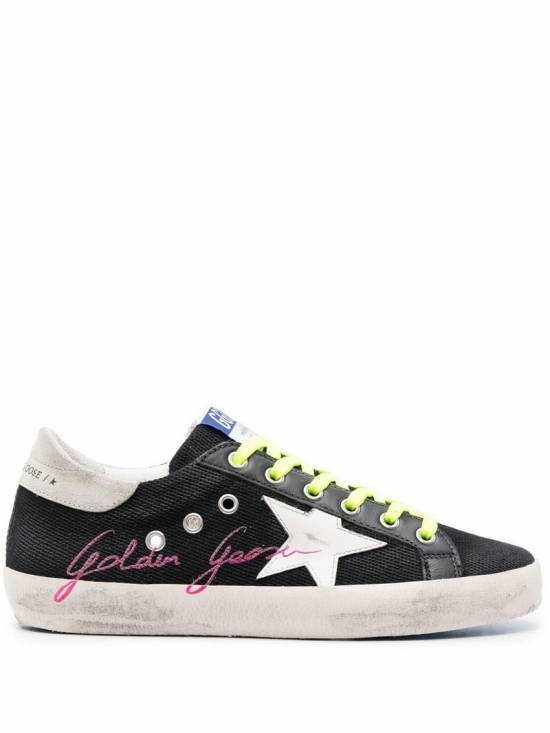 Low Top Sneakers In Schwarz